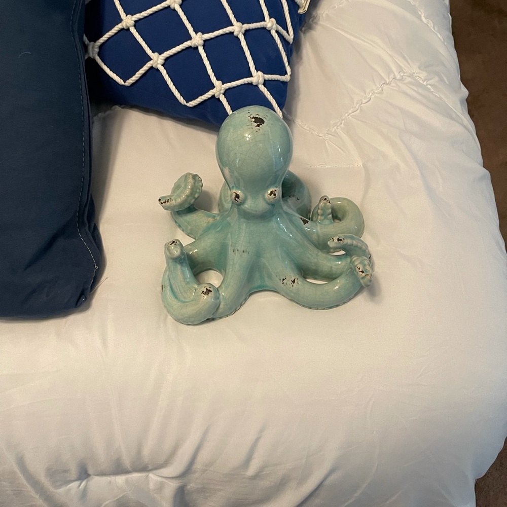 Ceramic teal green octopus